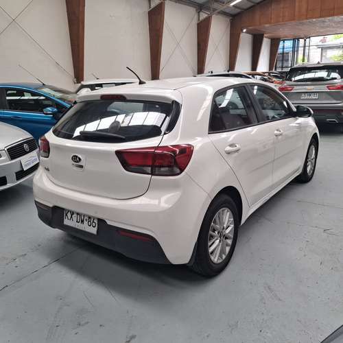Kia Rio 5 EX 1.4 2019