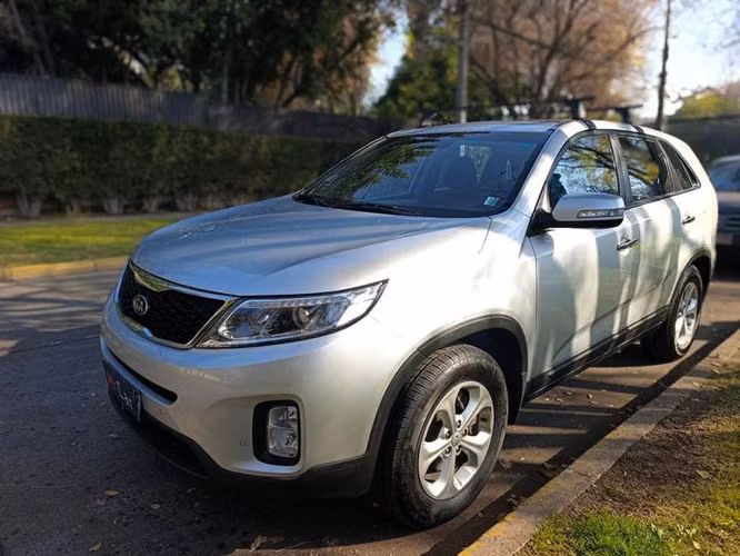 KIA SORENTO EX 2.4L GSL 4X2 - 2013 | 2600