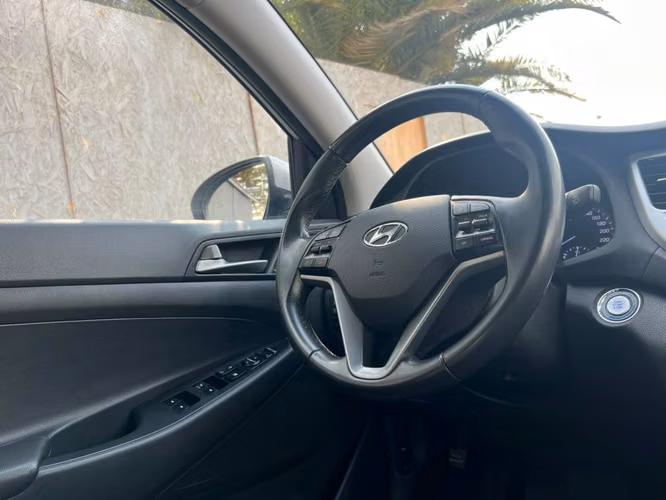 Hyundai Tucson GLS PREMIUM 4X4 2.0 AT 2016 - Imagen 15