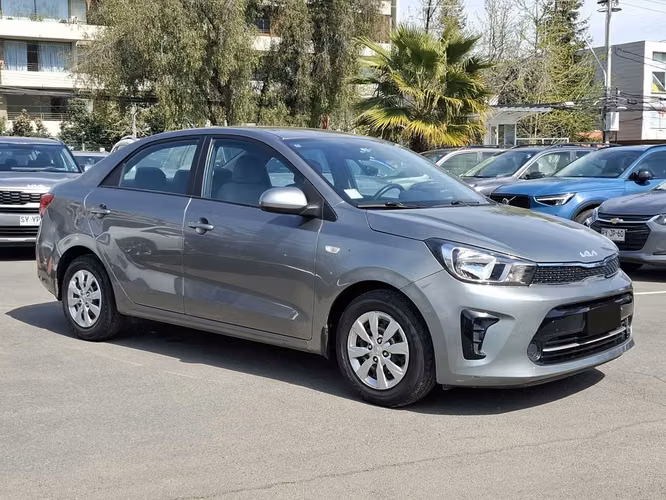 KIA SOLUTO 2023 - Imagen 3