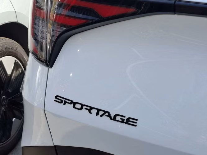 KIA SPORTAGE 2025 - Imagen 6