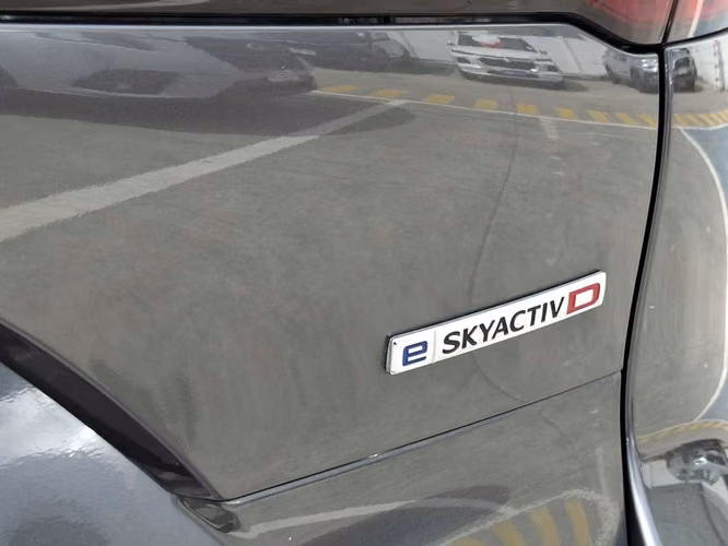 MAZDA CX-60 2025 - Imagen 11