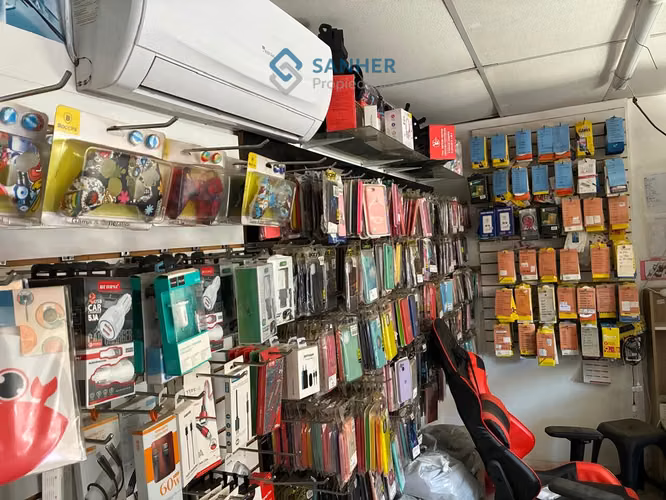 Local comerciales en Lampa (+ Venta derecho llaves)