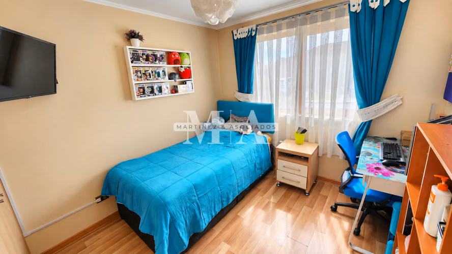  Vende Casa 5D 4B + 5 Est. + Piscina Bosques de Chena Maipú - Imagen 18
