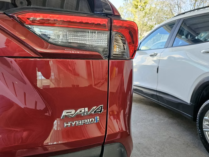 TOYOTA RAV4 2024 - Imagen 26