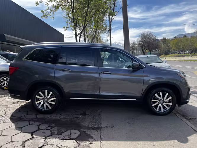 HONDA PILOT TOURING 3.5 AUT. AWD 2023 SÓLO 19.000 KM. - Imagen 4