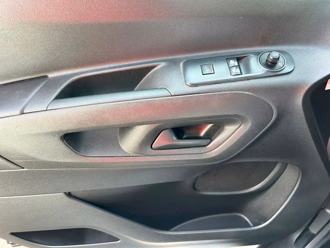 PEUGEOT PARTNER PARTNER L1 BLUEHDI 100 - 2023 | 4647 - Imagen 15