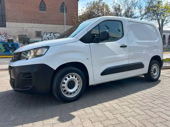 PEUGEOT PARTNER PARTNER L1 BLUEHDI 100 - 2023 | 4647 - Imagen 3