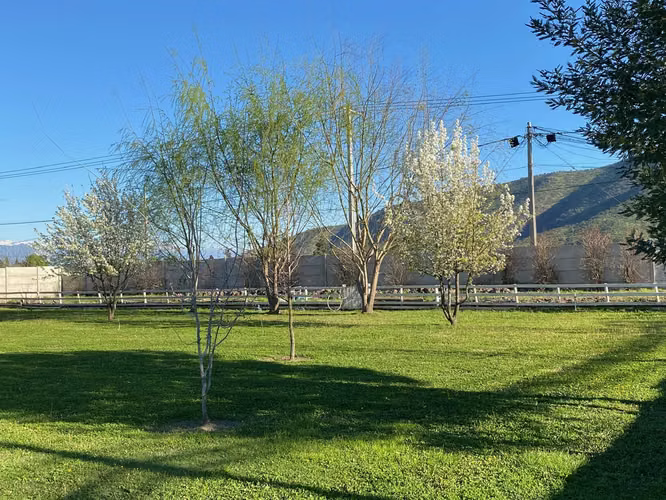 CASA EN PARCELACION EL DURAZNO CON AMPLIO TERRENO Y JARDIN - Imagen 3