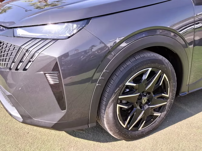 Peugeot New 3008  1.2 PREMIERE MHEV 4X2 136 EDCT AT 5P 2025 - Imagen 7