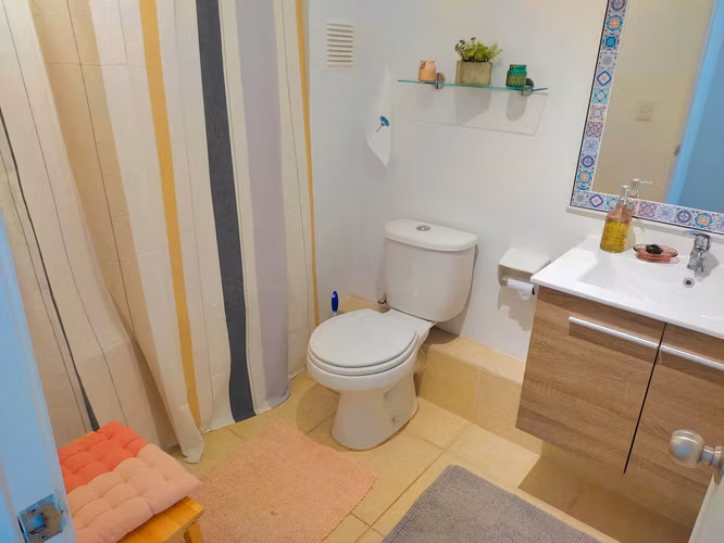 EN ARRIENDO DEPARTAMENTO 2 DORMITORIOS Y 1 BAÑO, ESTACIONAMIENTO PRIVADO,  PAPUDO