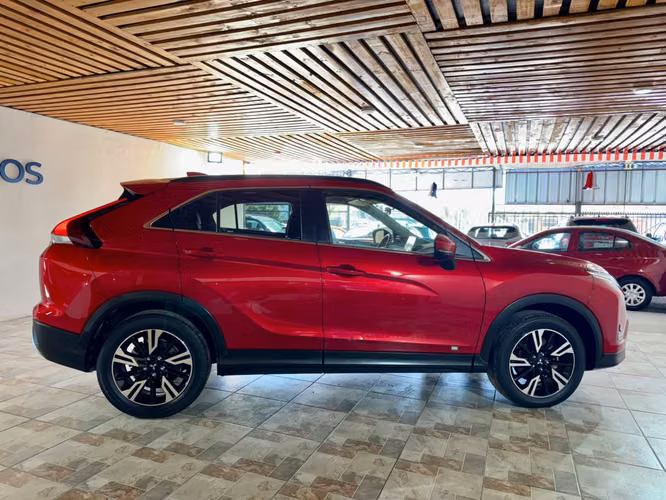 MITSUMITSUBISHI ECLIPSE CROSS