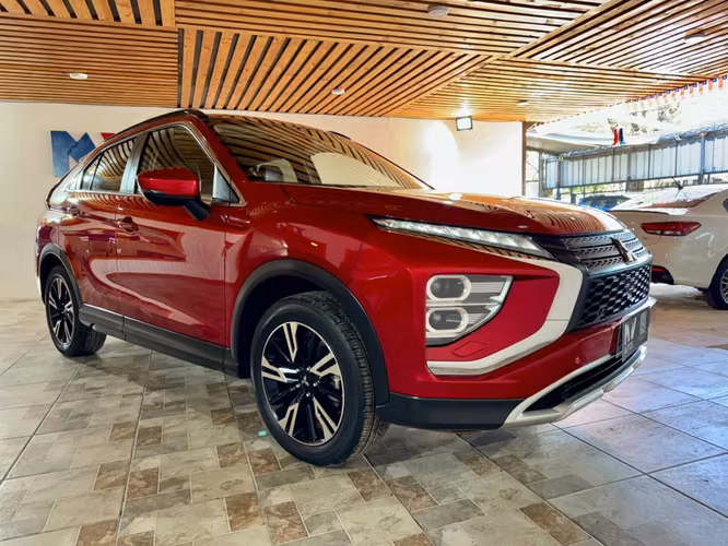 MITSUMITSUBISHI ECLIPSE CROSS