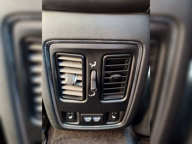 JEEP GRAND CHEROKEE 2019 - Imagen 18