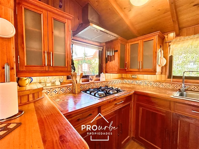 Chalet Estilo Suizo, 3 Dorm., Piscina, El Ingenio - Imagen 4