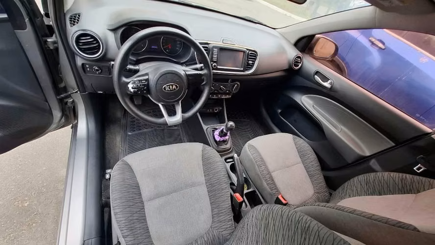Vendo Kia Soluto 2020 - Imagen 3