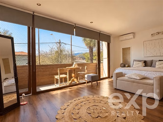 Casa amplia en venta con piscina, quincho, 6 piezas, 2 suite - Imagen 18