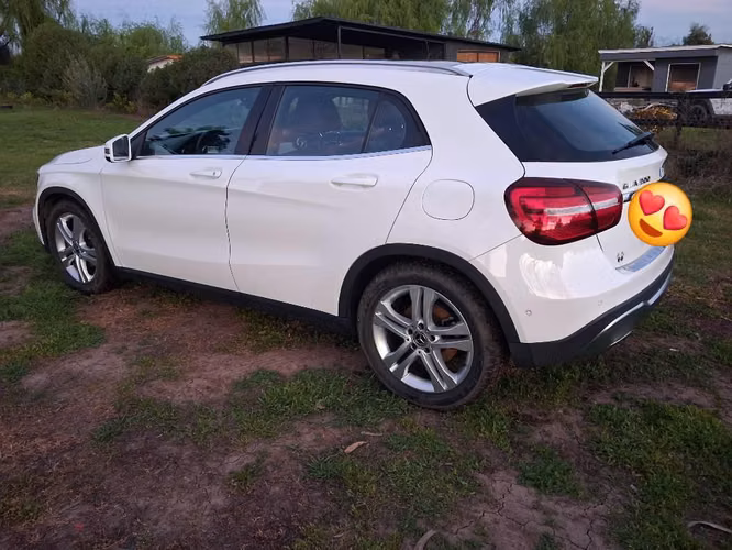 Mercedes benz GLA 200 2019 - Imagen 4