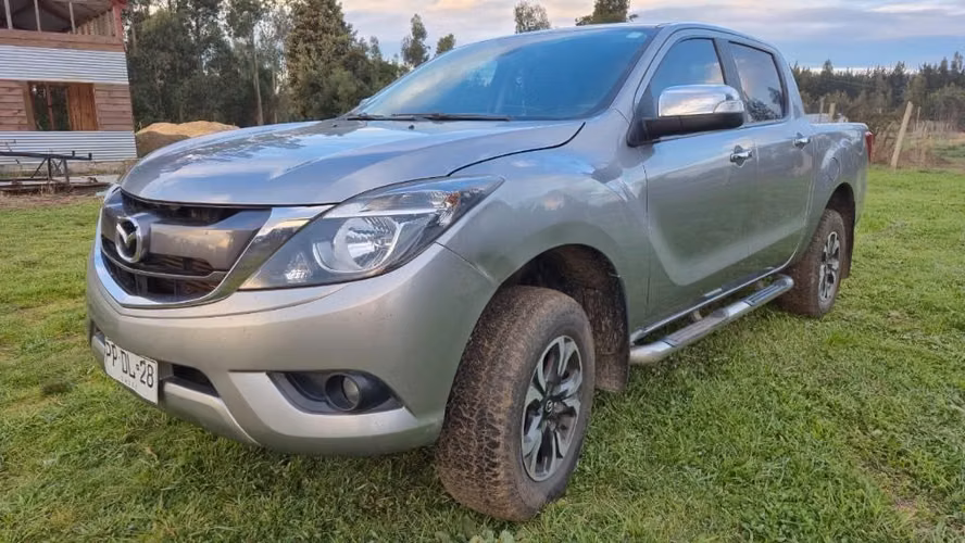 Se vende Mazda BT-50 - Imagen 2