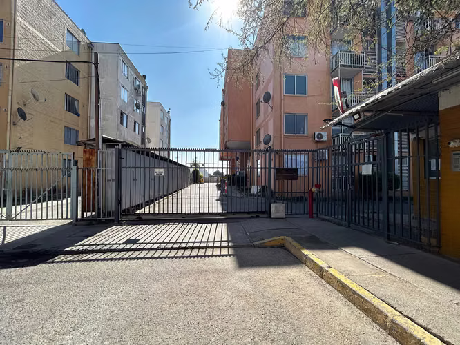 Departamento en venta 2D/1B en La Cisterna en Metro El Parrón - Imagen 22