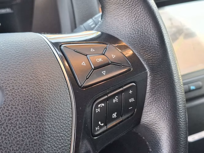 FORD EXPLORER 2019 - Imagen 17