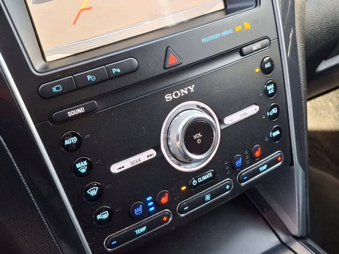 FORD EXPLORER 2019 - Imagen 19