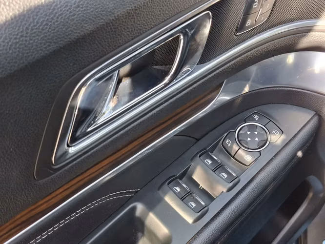 FORD EXPLORER 2019 - Imagen 10