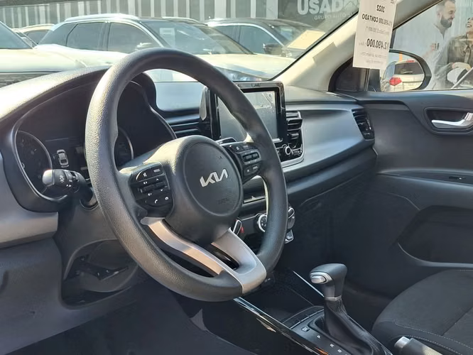 KIA RIO 4 2022 - Imagen 18