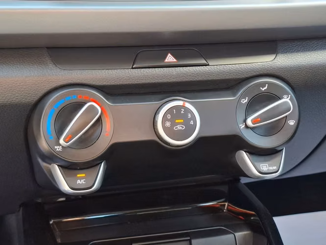 KIA RIO 4 2022 - Imagen 36
