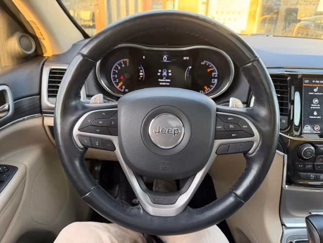 JEEP GRAND CHEROKEE LIMITED 3.6 4X4 AT8 2022