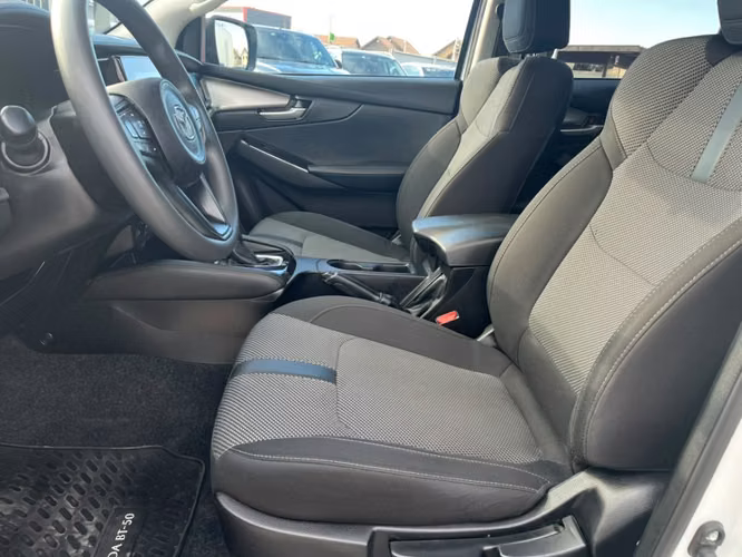 MAZDA BT-50 AUT 3.0 4X4 2024 - Imagen 19