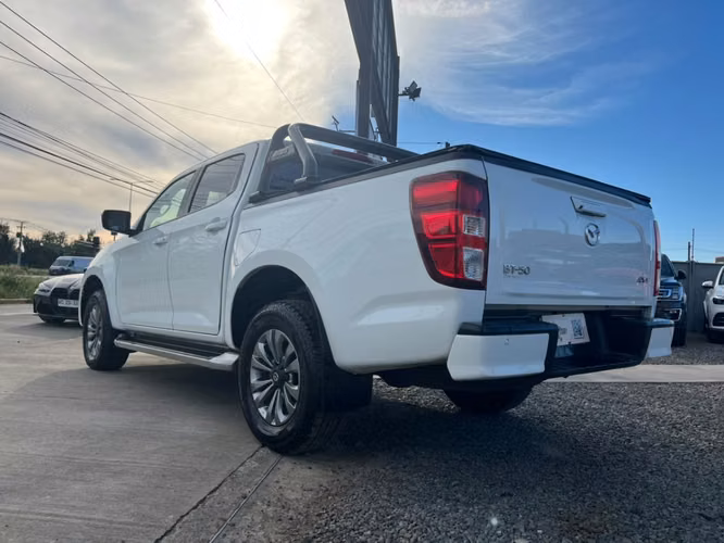 MAZDA BT-50 AUT 3.0 4X4 2024 - Imagen 6