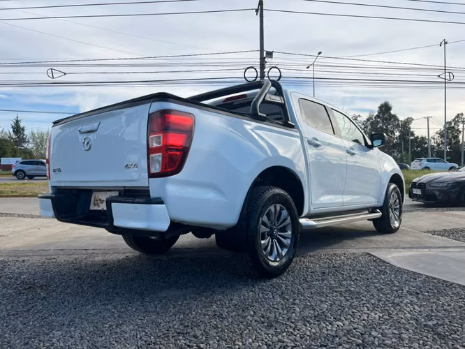 MAZDA BT-50 AUT 3.0 4X4 2024 - Imagen 8