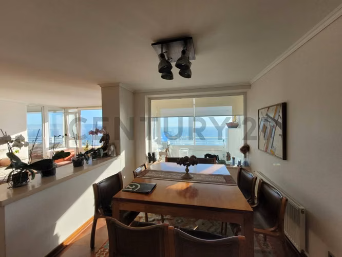 Se vende amplio departamento con vista panorámica - Imagen 5