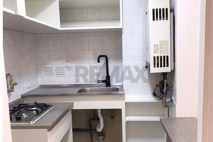 Oportunidad en barrio yungay | excelente precio - Imagen 4