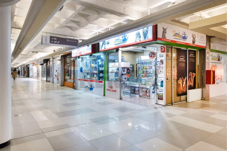 Venta derecho de llave pet shop, mall apumanque - Imagen 3