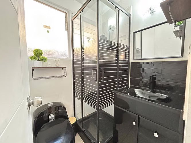 CÓMODA, REMODELADA, ESPECTACULAR 3D Y 2B 2 EST EN LAMPA - Imagen 11