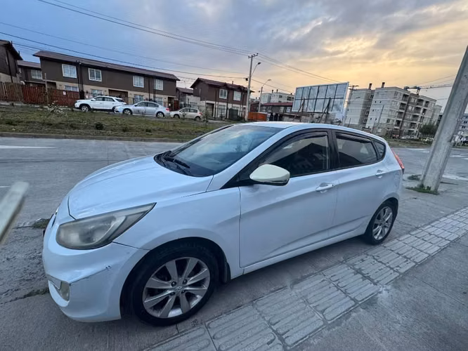 Hyundai Accent RB 1.4 2020 - Imagen 2