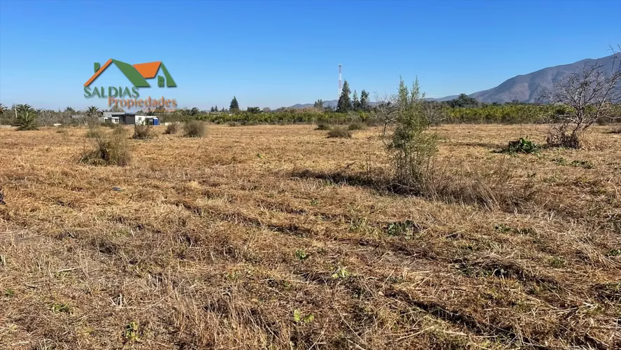 se vende en condominio de pocas personas La Cruz  lotes 5000 metros con agua