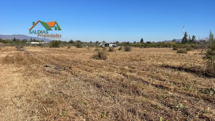 se vende en condominio de pocas personas La Cruz  lotes 5000 metros con agua