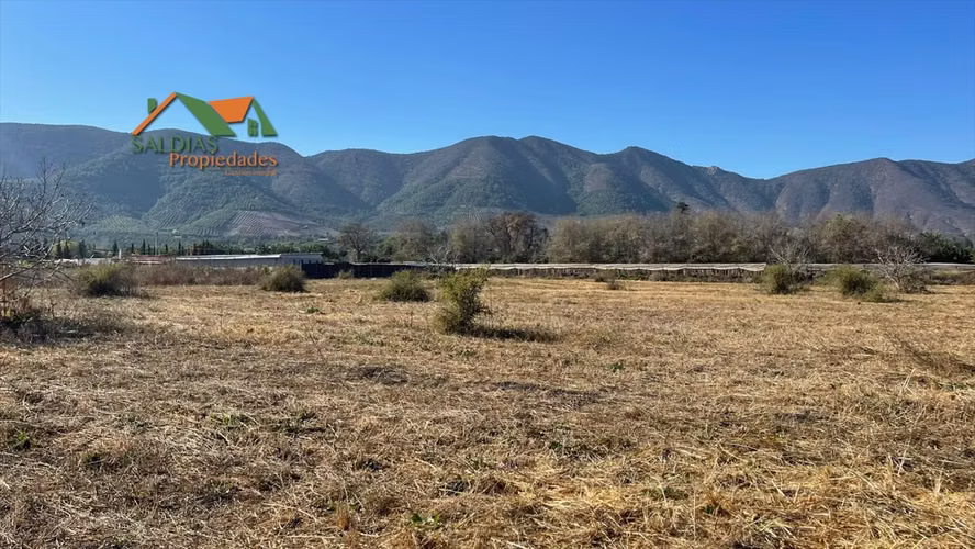 se vende en condominio de pocas personas La Cruz  lotes 5000 metros con agua