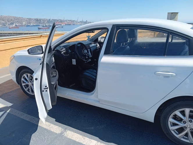 Vendo MG-5 año 2022