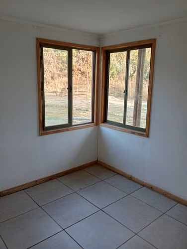 SE ARRIENDA CABAÑA  PAINE AMPLIO PATIO CHAMPA DARIO PAVEZ POR PANADERIA AURA