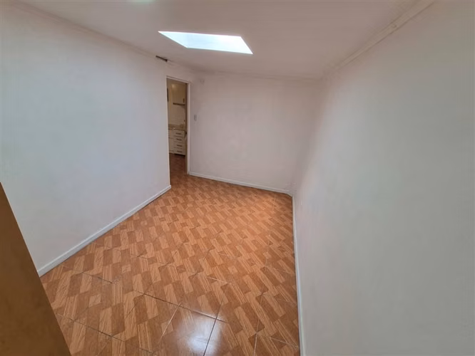 CASA INTERIOR EN ARRIENDO 2 DORM LA FLORIDA - Imagen 8