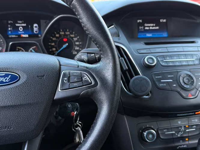 FORD FOCUS  2016