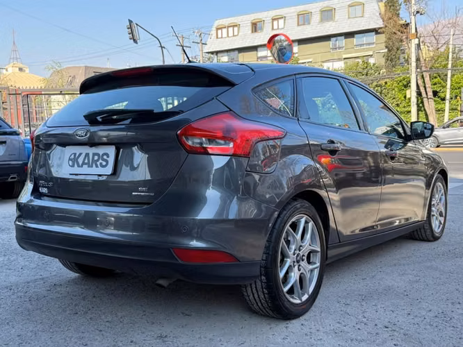 FORD FOCUS  2016