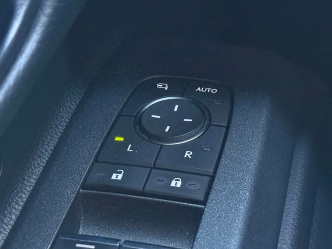 TOYOTA LAND CRUISER PRADO  2025 - Imagen 16