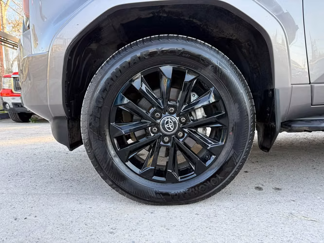 TOYOTA LAND CRUISER PRADO  2025 - Imagen 9