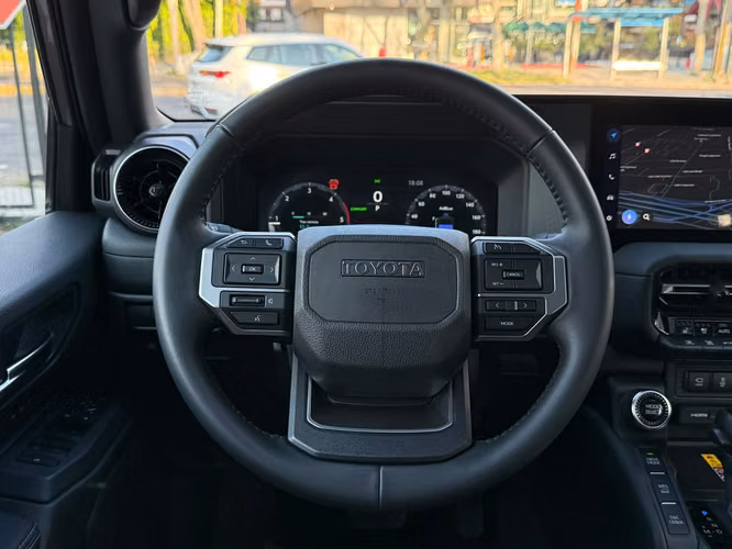TOYOTA LAND CRUISER PRADO  2025 - Imagen 12
