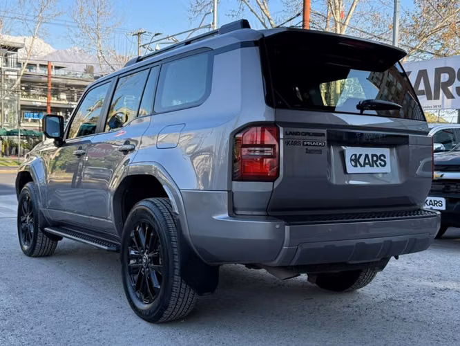 TOYOTA LAND CRUISER PRADO  2025 - Imagen 7